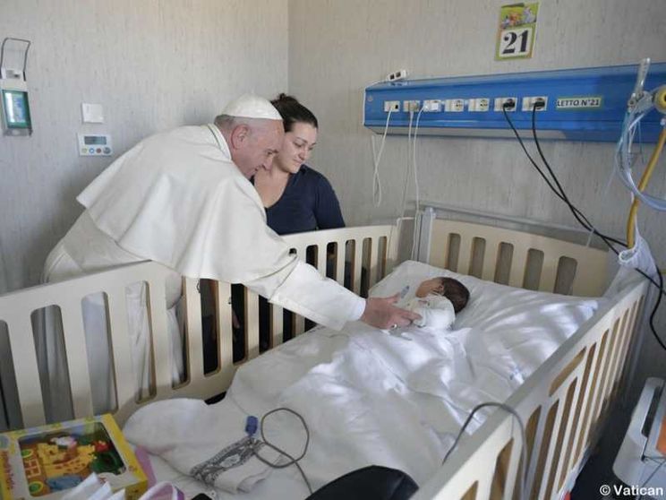 Il Papa istituisce una Fondazione per gli ospedali cattolici