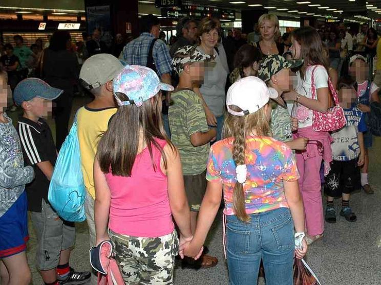 I "bambini di Chernobyl" bloccati da quasi due anni negli orfanotrofi