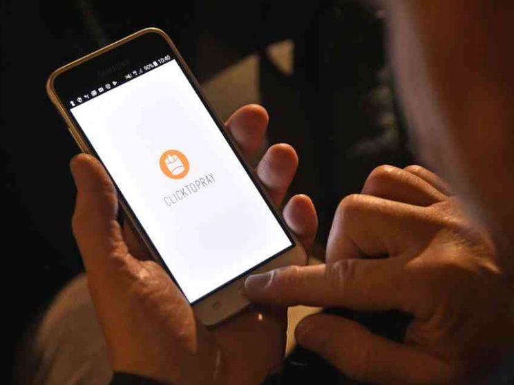 Click to pray 2.0, l'App per pregare tutti i giorni con il Papa