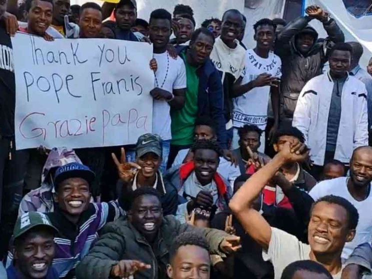 Appello alla Ue per i migranti: garantire il rispetto dei diritti umani