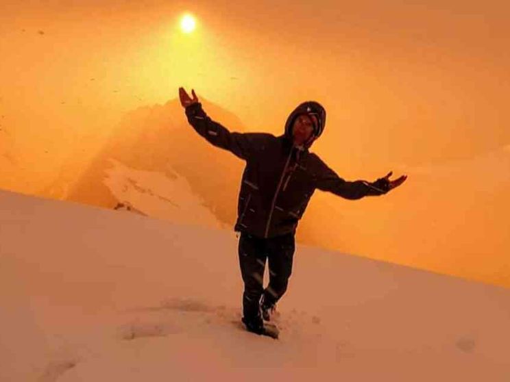 La Marmolada invasa dai turisti: ma il ghiacciaio sta morendo