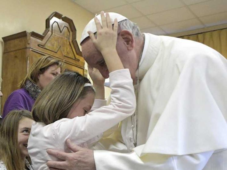 Il Papa ai disabili: la Chiesa vi ama e ha bisogno di voi