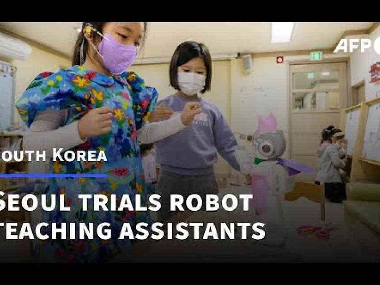 In Sud Corea si testano mini robot per "insegnare" all'asilo