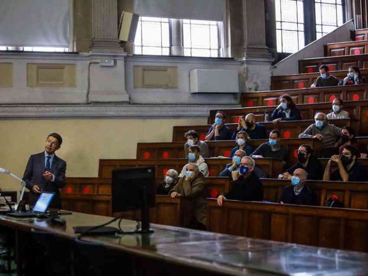 Filosofi senza fondi per la ricerca. Fanno discutere gli ultimi finanziamenti