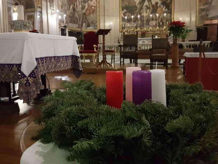 La corona d'Avvento. Ecco perché richiama Cristo