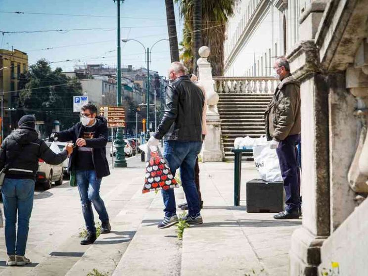 I miliardari ancora più ricchi. Ma il tasso di povertà è sceso