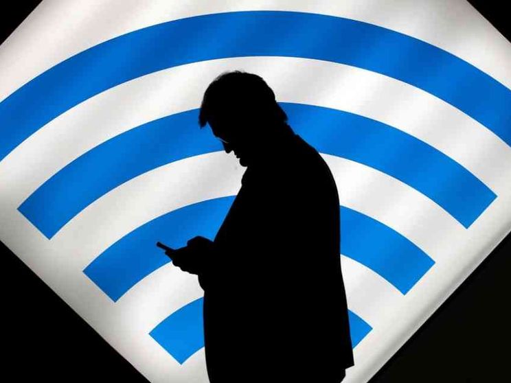 L'app cambia (solo) nome. «Ecco perché va subito cancellata»