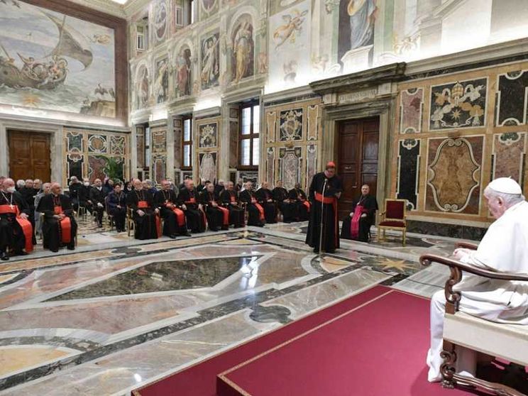Discernimento e accompagnamento: l'incoraggiamento di Francesco ai consacrati