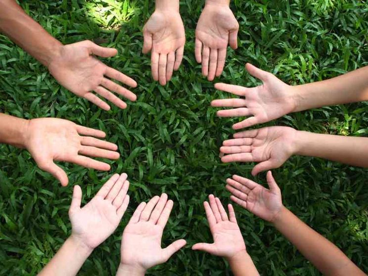 Per affrontare la crisi climatica serve una critica al consumismo