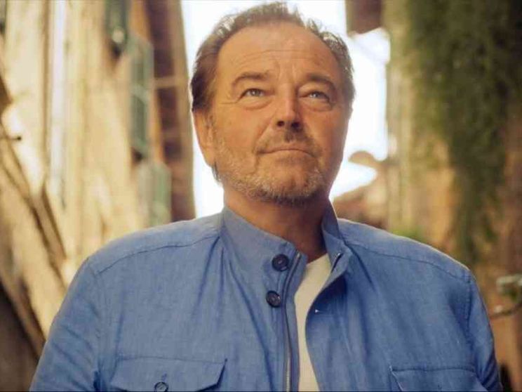 Sebastiano Somma, dialogo di anime con "Una Sconosciuta"