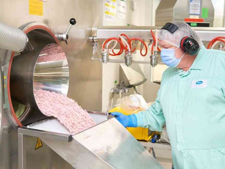 Pillole antivirali e un vaccino innovativo: le nuove armi contro il Sars-CoV-2