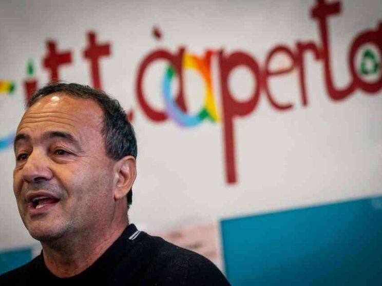 Mimmo Lucano: rifarei tutto. I suoi legali pronti a presentare appello