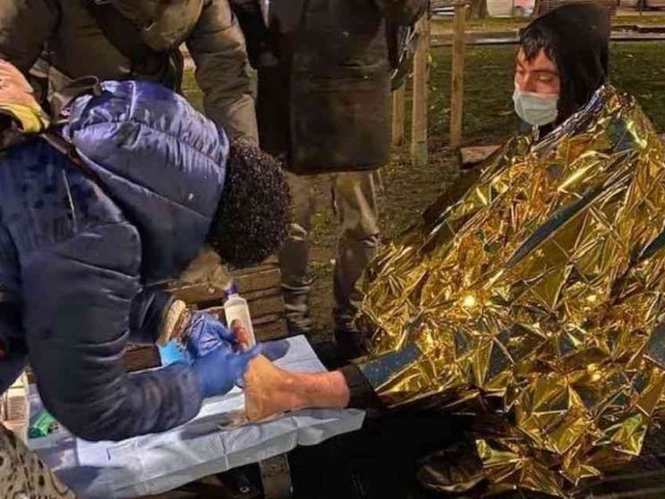 Gli ultimi passi dei migranti. «I loro piedi, le fatiche dell’anima»