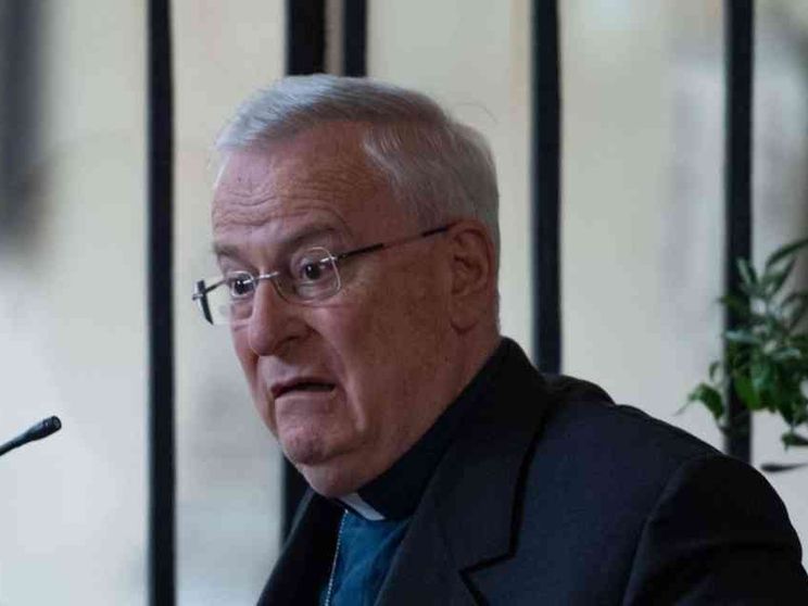 Il cardinale Bassetti costantemente monitorato. «Ha un lieve raffreddore»