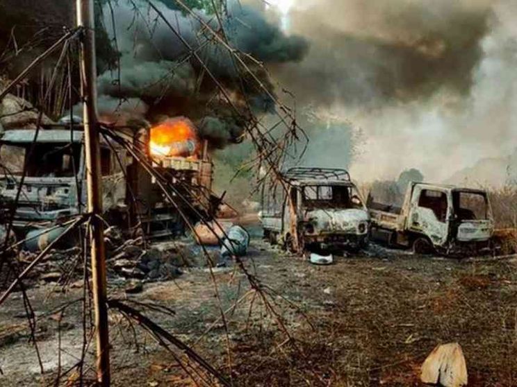 Natale di sangue, strage di cristiani in Myanmar. La condanna del cardinale Bo