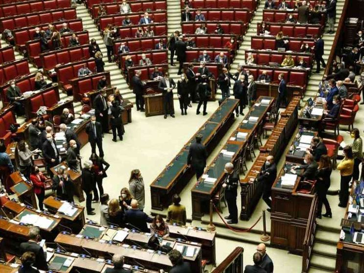 Via libera finale alla manovra da 32 miliardi. Ecco cosa prevede