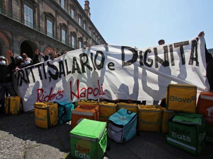Inapp: per i 570mila lavoratori delle piattaforme rischio caporalato