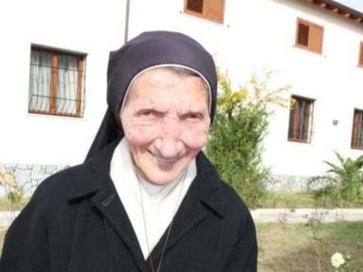 Addio a Maria Kaleta, stimmatina che battezzava i bimbi di nascosto dal regime