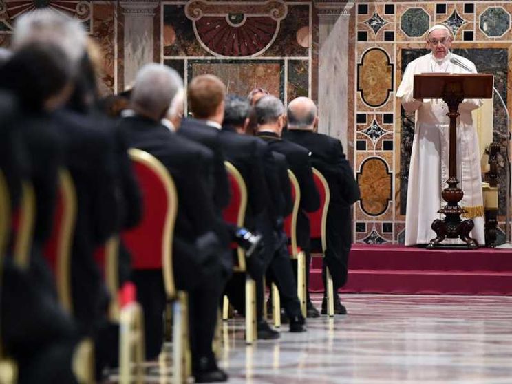Il Papa incontra il Corpo diplomatico