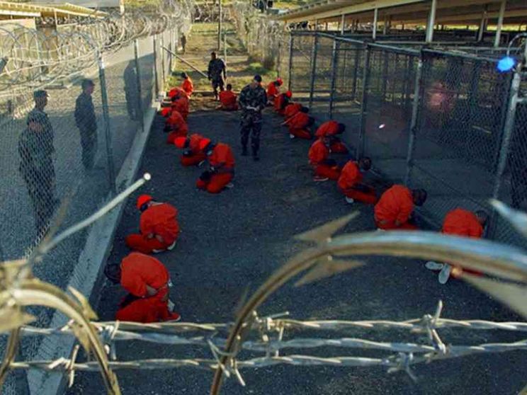 Guantanamo, a 20 anni dall’apertura rimane imprigionato nelle promesse