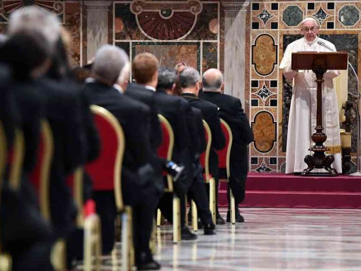 Il Papa incontra il Corpo diplomatico