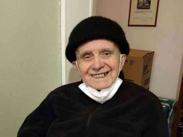 Don Silvio compie 100 anni. «Fui il parroco di Cossutta»