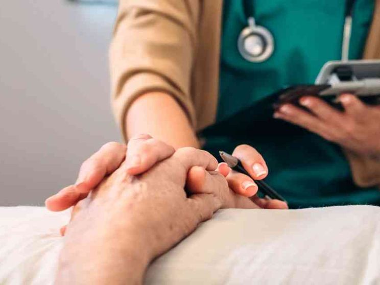 Cure palliative: l'inevitabile "presa in carico" del Terzo Settore