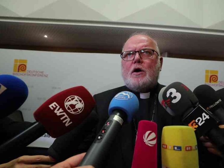 Rapporto sulla diocesi di Monaco. Accuse a Ratzinger: mancato controllo