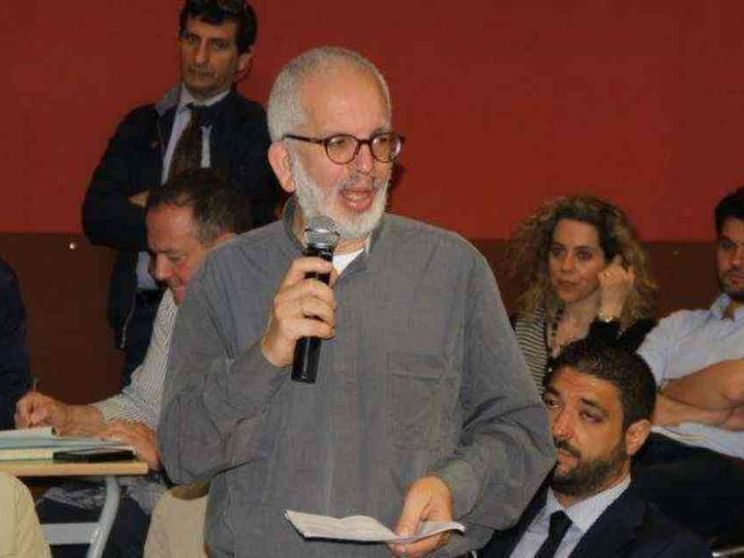 «Io prete, fra la gente ferita dal Covid che la mafia tenta con i suoi favori»