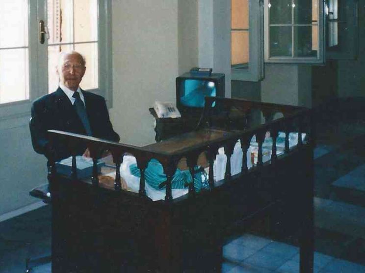 Giovanni il "portinaio" della casa dei vescovi