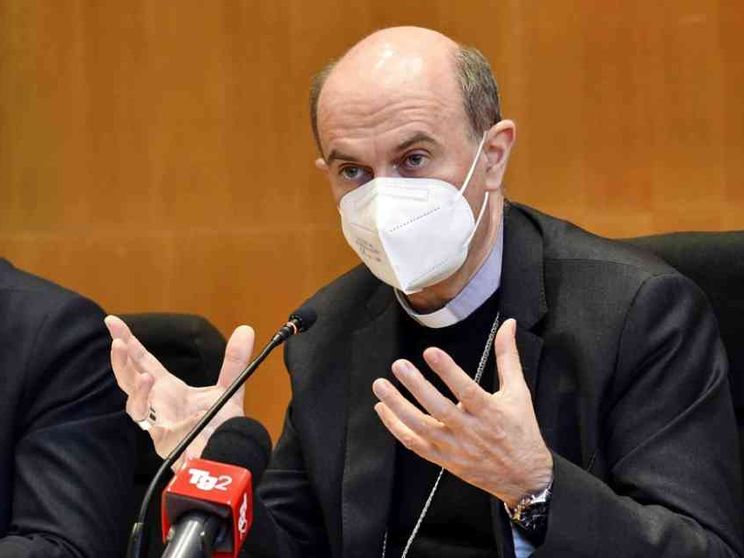 Russo: al primo posto le vittime degli abusi. Cammino sinodale ok