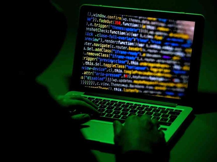 Pirati in rete e disinformazione. La guerra 'non lineare' di Mosca