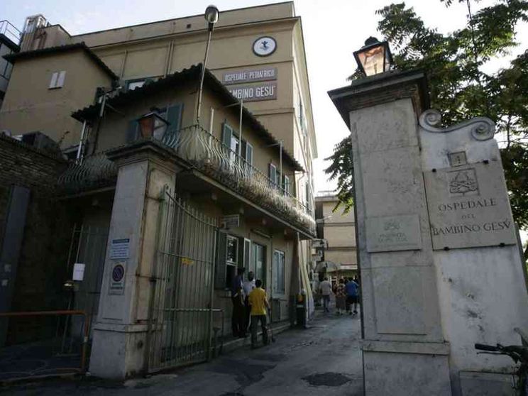 Da Crotone al Bambino Gesù, morta bambina di due anni positiva al Covid