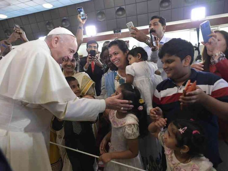 Peña Parra inaugura la nunziatura apostolica ad Abu Dhabi