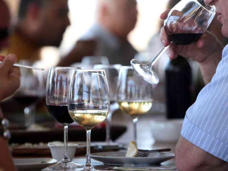 Nutriscore boccia anche il vino. L'Italia insorge: serve un chiarimento