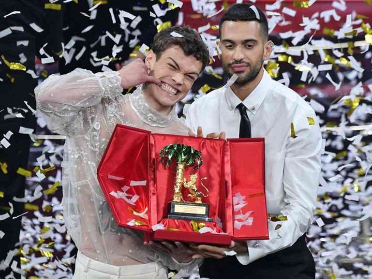 Mahmood e Blanco vincono Sanremo