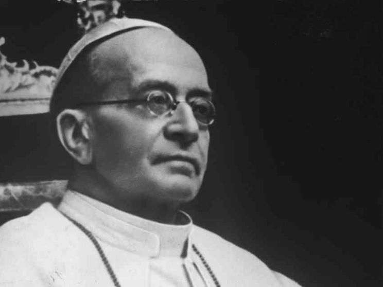 Francesco al «Lombardo» ricorda Pio XI, il Papa della pace e della conciliazione