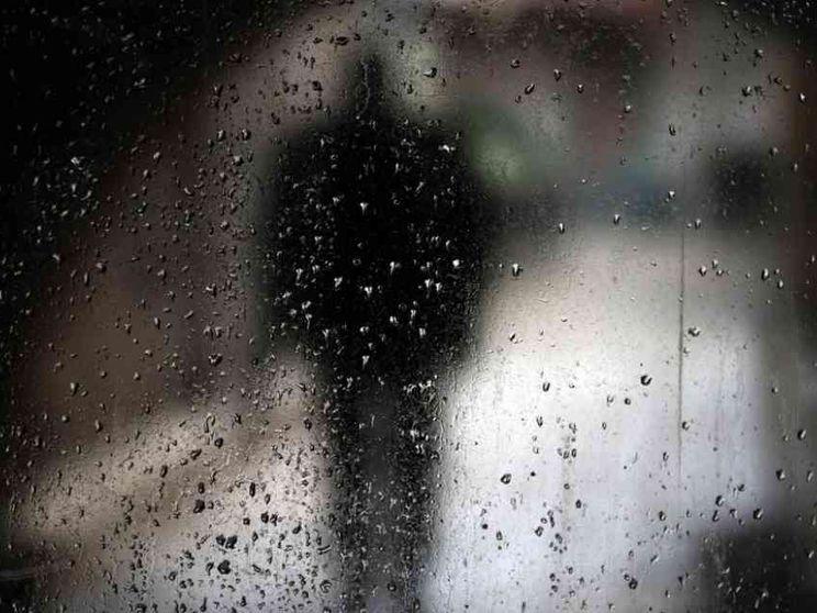 Trovata morta dopo due anni: sola in cucina