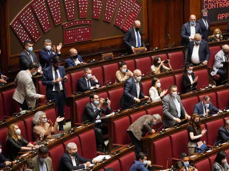 La Costituzione cambia per tutelare l’ambiente e salvaguardare il futuro