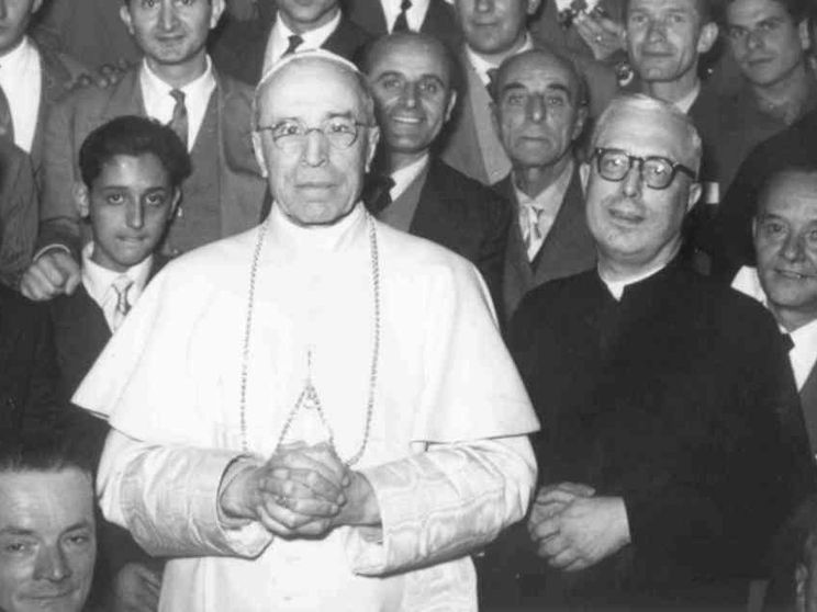 Mondo migliore ha settant'anni. Il Papa: lavorare per la giustizia