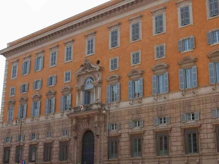 La Congregazione per la Dottrina della fede si fa in due (sezioni)