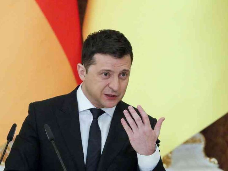 Zelensky (Kiev): per la Nato c'è tempo, ora serve un'intesa con Usa e Russia
