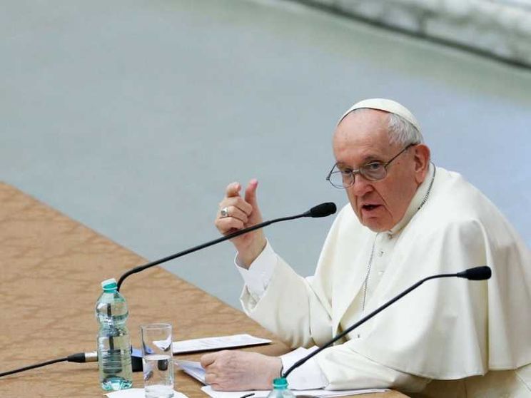 Il Papa: il mondo è campione nel fare la guerra, vergogna per tutti