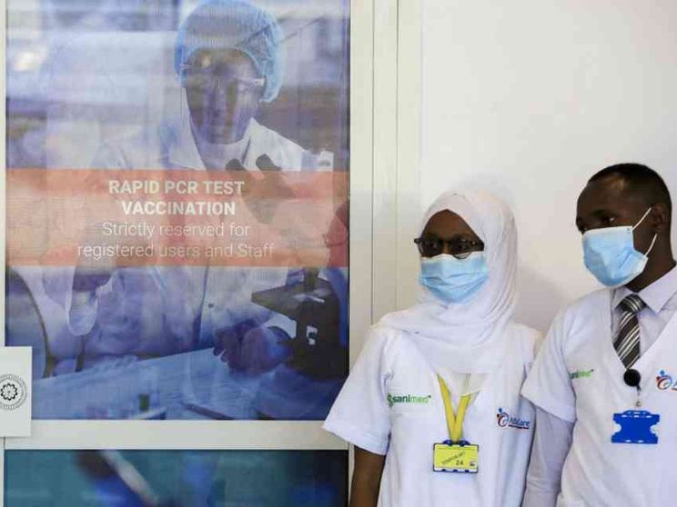 L’Ue tende solo un dito all’Africa: vaccini in sei Paesi, ma no ai brevetti