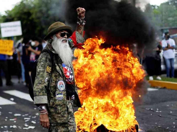 Il Salvador punta sui Bitcoin (contro il Fmi). Ma punta dritto alla bancarotta