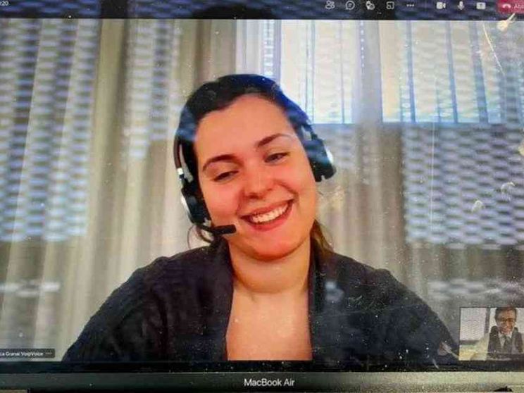 Al colloquio "confessa" di essere incinta. L'imprenditore: «E io ti assumo»