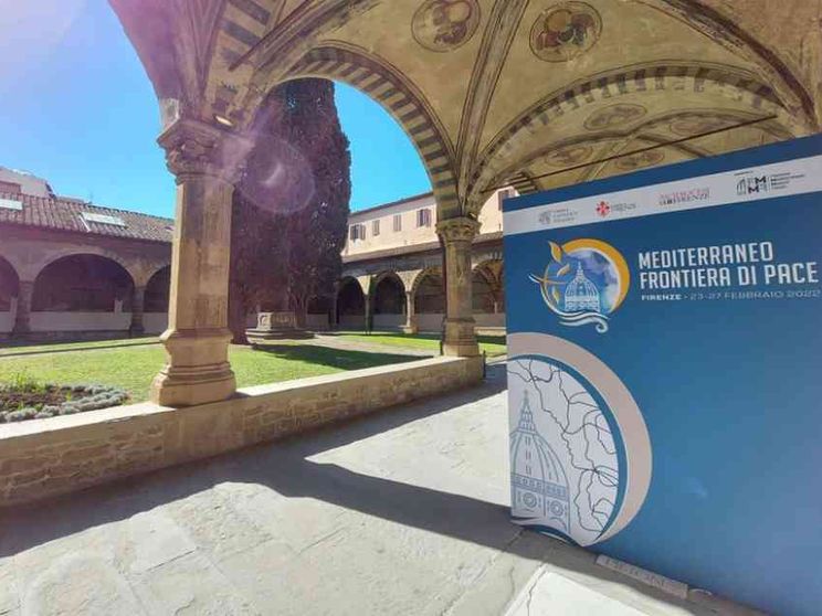 Vescovi e sindaci per la pace nel Mediterraneo. Il via con Bassetti e Draghi