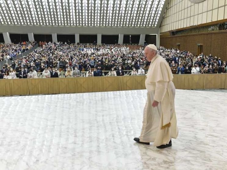 Francesco non va a Firenze. I medici gli consigliano il riposo