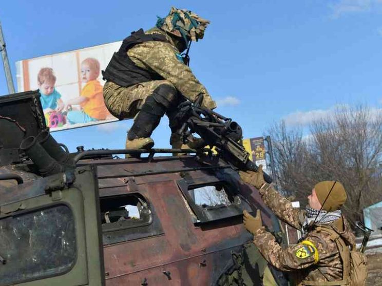 L'Italia può fornire materiale bellico a un Paese in guerra