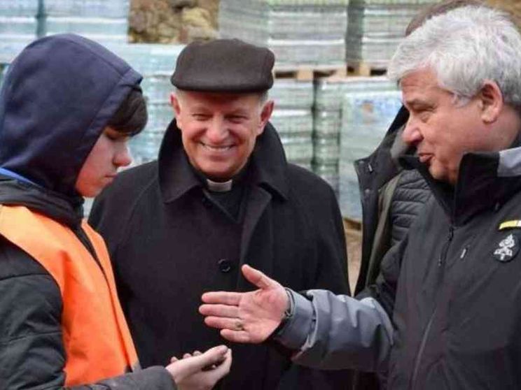 L'elemosiniere del Papa in Ucraina, aiuti concreti a chi soffre